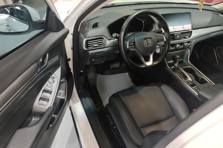 Used Honda Accord 2022 260TURBO Luxury Edition Driver Seat
