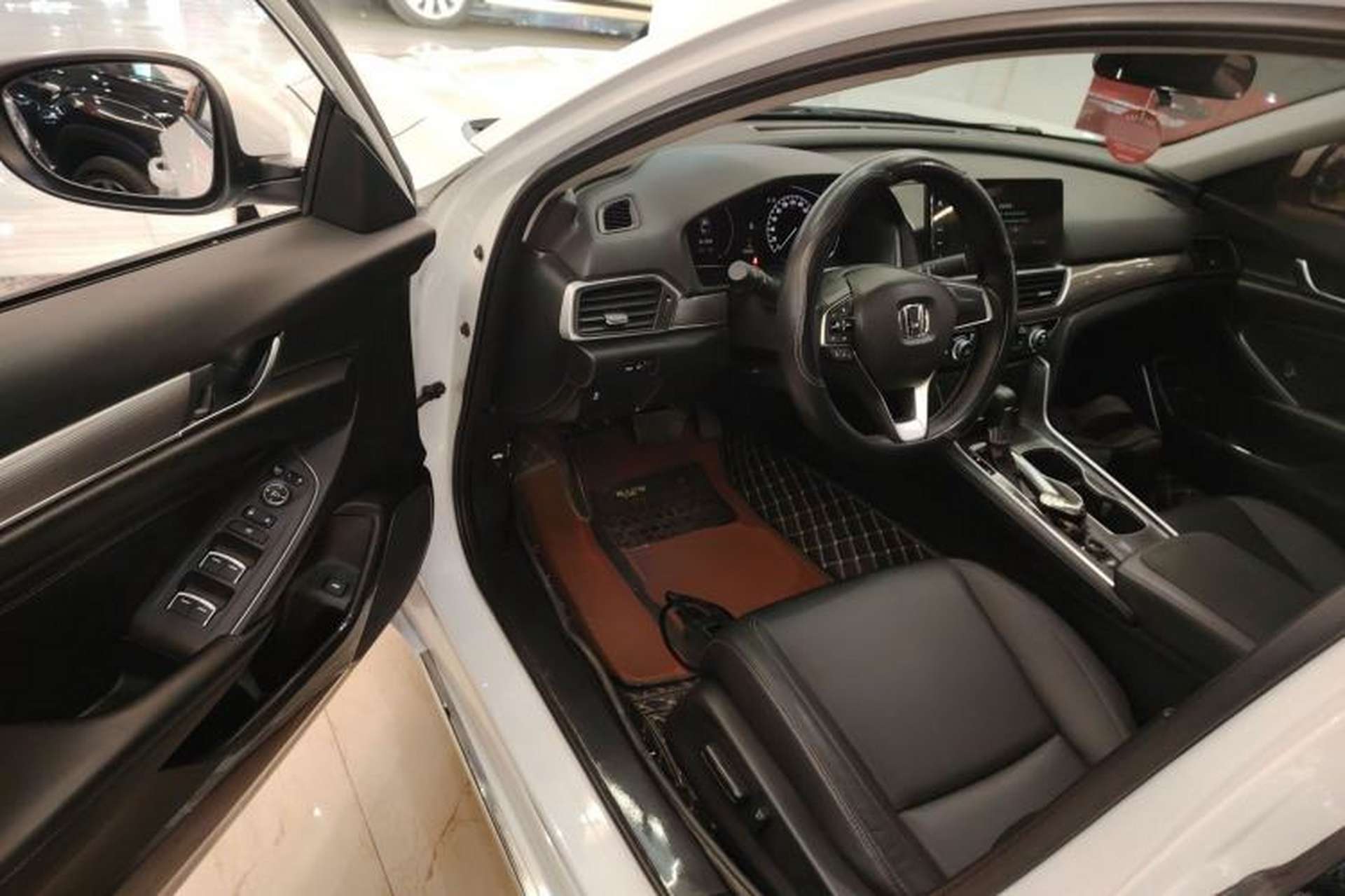 Used Honda Accord 2022 260TURBO Luxury Edition Driver Seat