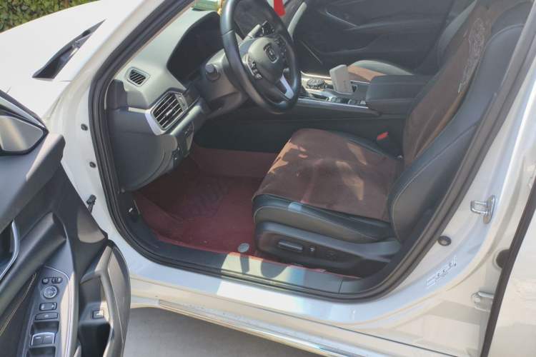 Used Honda Accord 2022 260TURBO Phantom Night · Prestige Edition Driver Seat