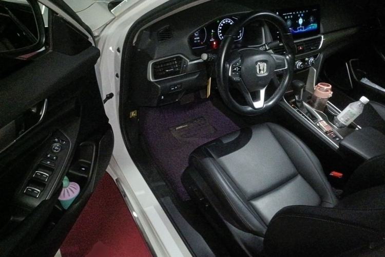 Used Honda Accord 2022 260TURBO Luxury Edition Driver Seat