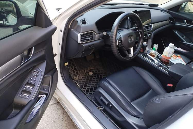 Used Honda Accord 2022 260TURBO Luxury Edition Driver Seat
