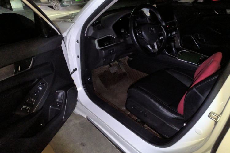 Used Honda Accord 2022 260TURBO Luxury Edition Driver Seat