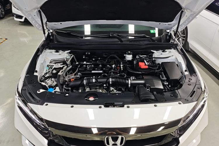 Used Honda Accord 2022 260TURBO Phantom Night · Prestige Edition Engine Bay