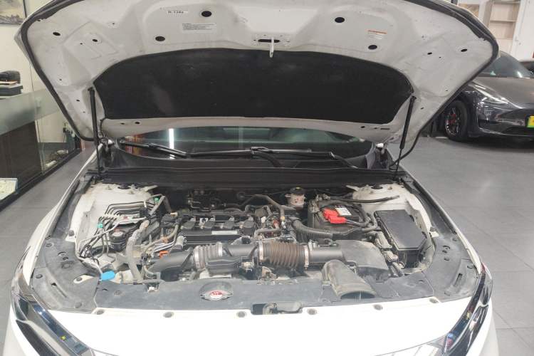 Used Honda Accord 2022 260TURBO Luxury Edition Engine Bay