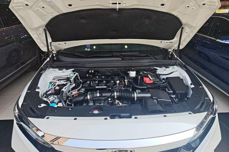 Used Honda Accord 2022 260TURBO Luxury Edition Engine Bay