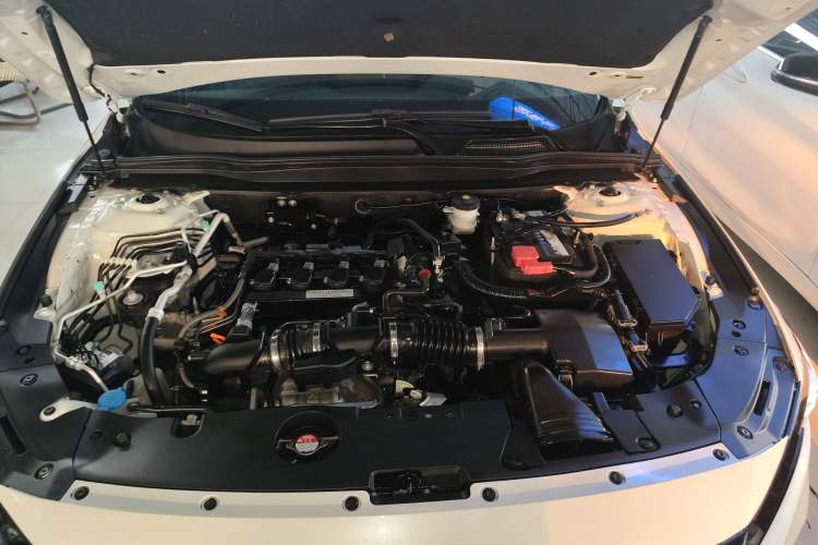 Used Honda Accord 2022 260TURBO Phantom Night · Prestige Edition Engine Bay