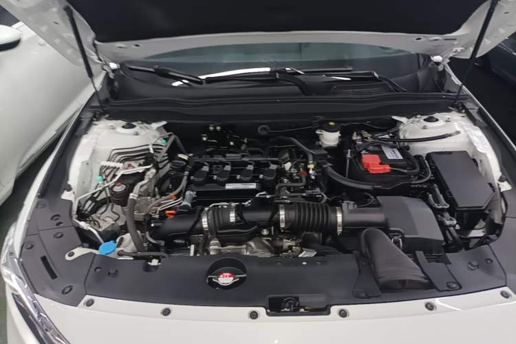 Used Honda Accord 2022 260TURBO Luxury Edition Engine Bay