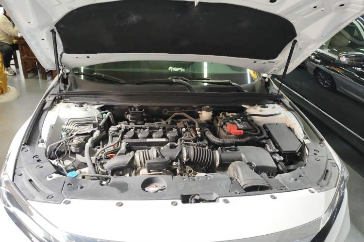 Used Honda Accord 2022 260TURBO Luxury Edition Engine Bay