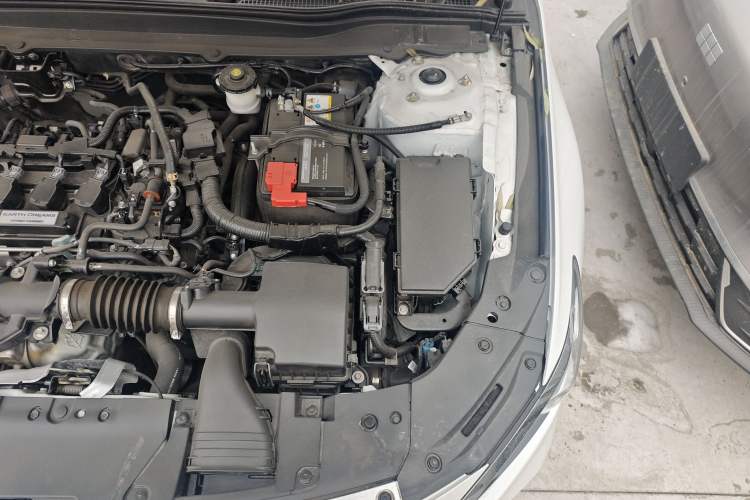 Used Honda Accord 2022 260TURBO Luxury Edition Engine Bay Left