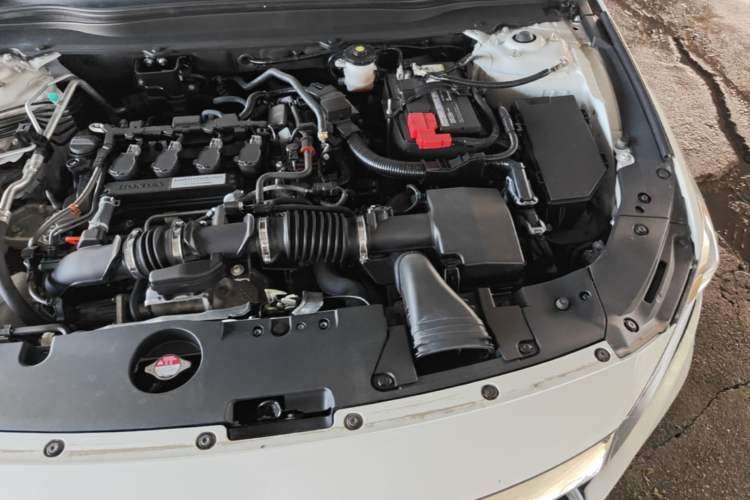 Used Honda Accord 2022 260TURBO Luxury Edition Engine Bay Left