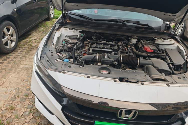 Used Honda Accord 2022 260TURBO Phantom Night · Prestige Edition Engine Bay Right