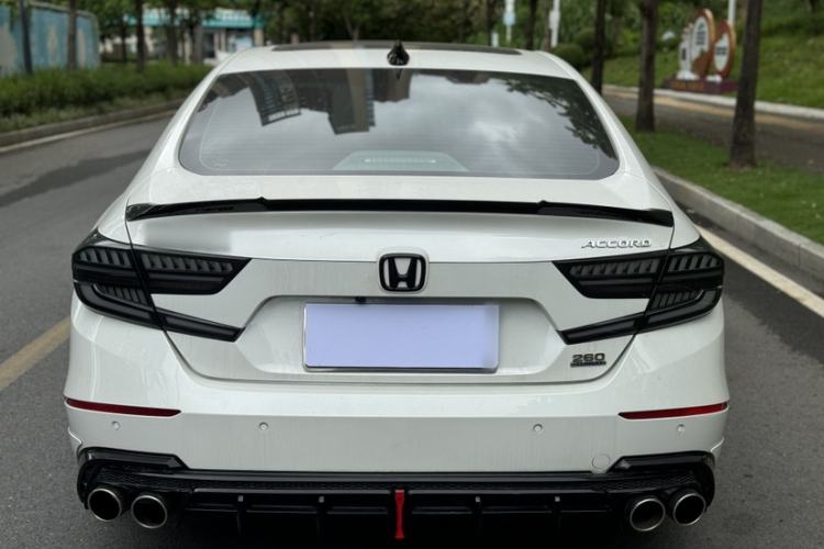 Used Honda Accord 2022 260TURBO Phantom Night · Prestige Edition Exterior 2