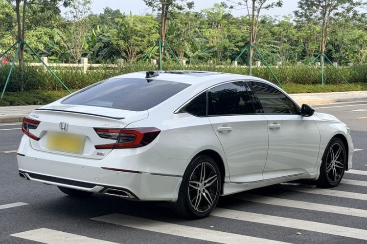 Used Honda Accord 2022 260TURBO Phantom Night · Prestige Edition Exterior 4