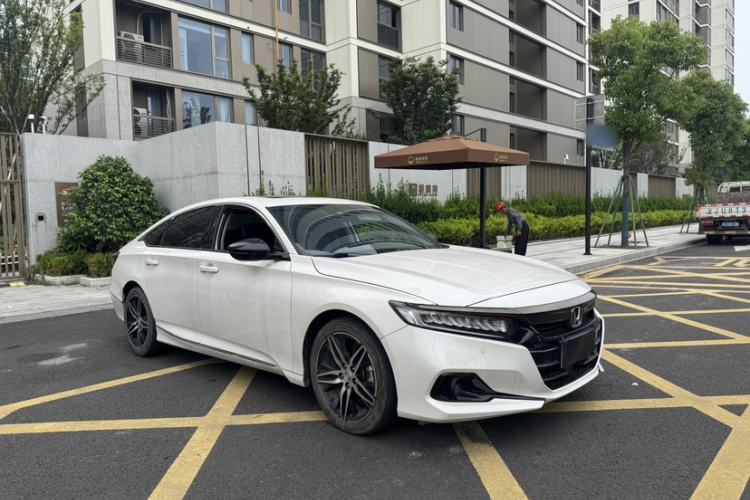 Used Honda Accord 2022 260TURBO Phantom Night · Prestige Edition Exterior 5