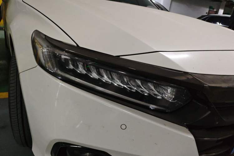 Used Honda Accord 2022 260TURBO Phantom Night · Prestige Edition Exterior 6