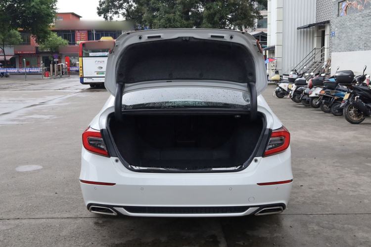Used Honda Accord 2022 260TURBO Luxury Edition Exterior 7