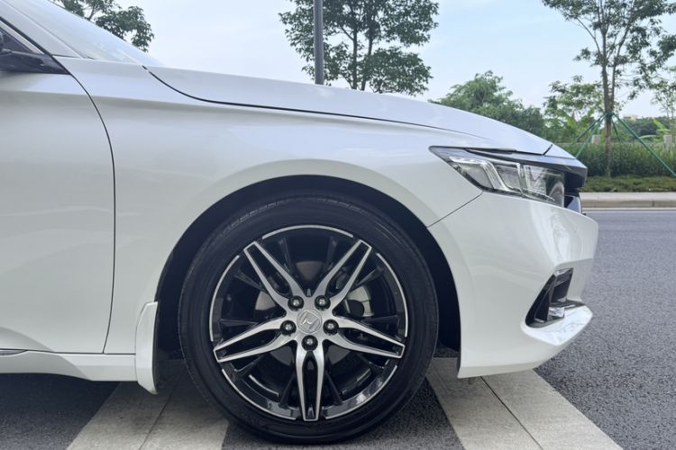 Used Honda Accord 2022 260TURBO Phantom Night · Prestige Edition Exterior 8