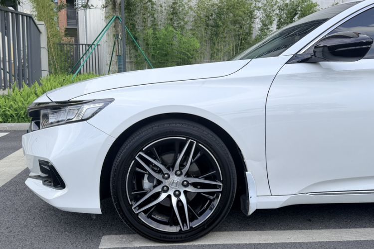 Used Honda Accord 2022 260TURBO Phantom Night · Prestige Edition Exterior 9