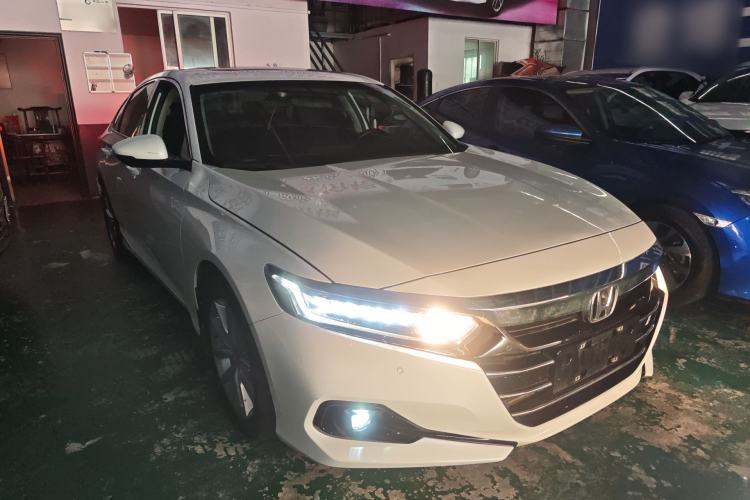 Used Honda Accord 2022 260TURBO Luxury Edition Front Right 45 Deg