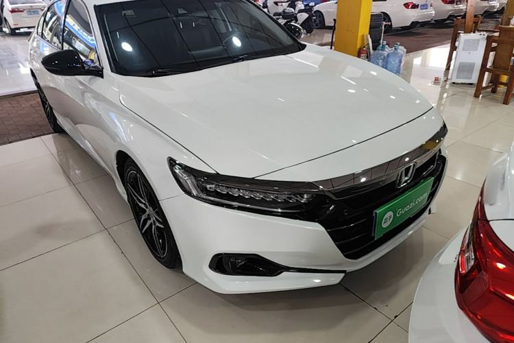 Used Honda Accord 2022 260TURBO Phantom Night · Prestige Edition Front Right 45 Deg