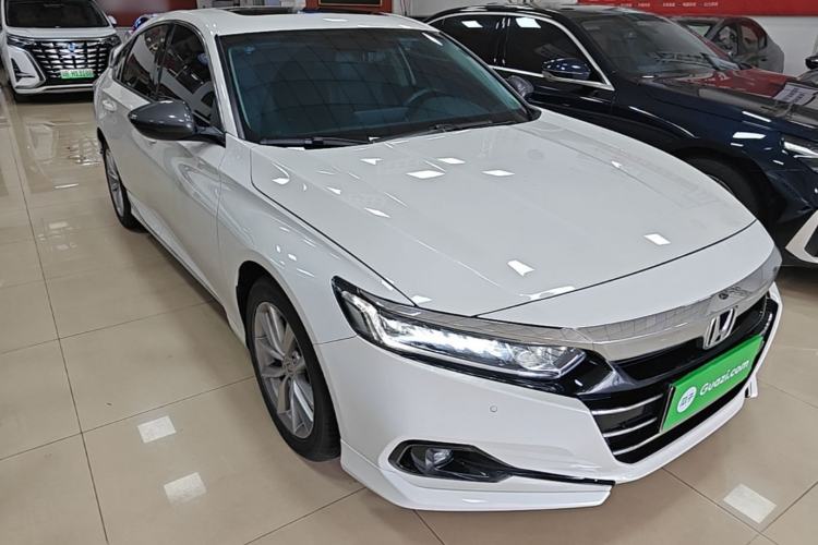 Used Honda Accord 2022 260TURBO Luxury Edition Front Right 45 Deg