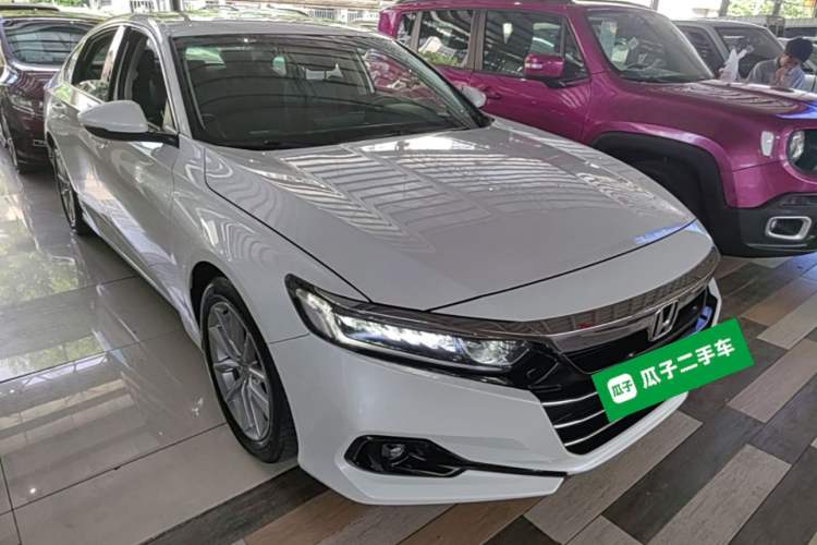 Used Honda Accord 2022 260TURBO Luxury Edition Front Right 45 Deg