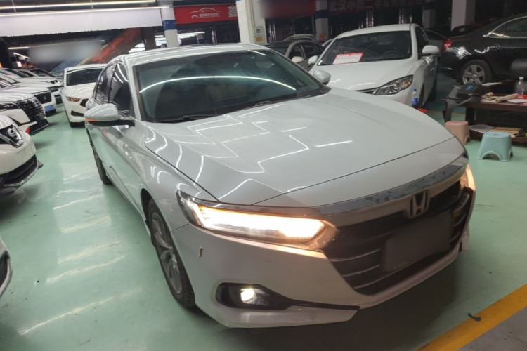 Used Honda Accord 2022 260TURBO Luxury Edition Front Right 45 Deg