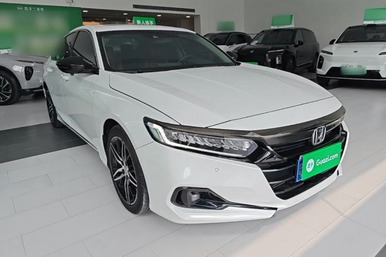 Used Honda Accord 2022 260TURBO Phantom Night · Prestige Edition Front Right 45 Deg