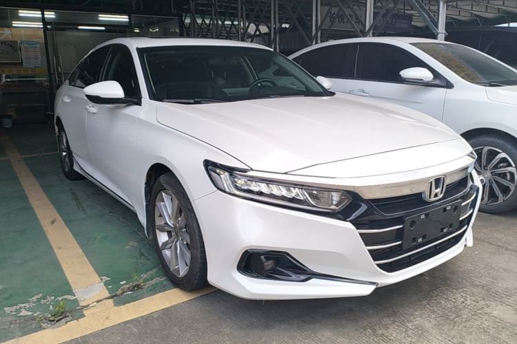 Used Honda Accord 2022 260TURBO Luxury Edition Front Right 45 Deg