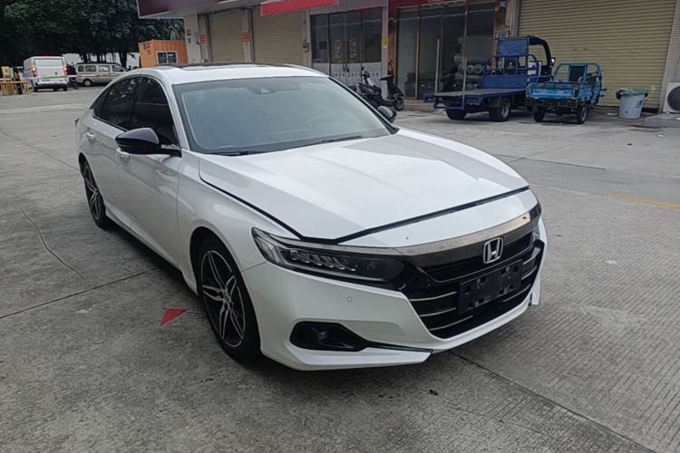 Used Honda Accord 2022 260TURBO Phantom Night · Prestige Edition Front Right 45 Deg