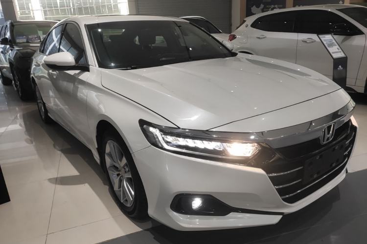 Used Honda Accord 2022 260TURBO Luxury Edition Front Right 45 Deg