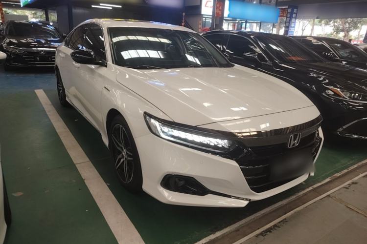 Used Honda Accord 2022 260TURBO Phantom Night · Prestige Edition Front Right 45 Deg