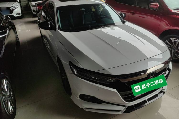 Used Honda Accord 2022 260TURBO Phantom Night · Prestige Edition Front Right 45 Deg