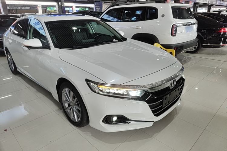 Used Honda Accord 2022 260TURBO Luxury Edition Front Right 45 Deg
