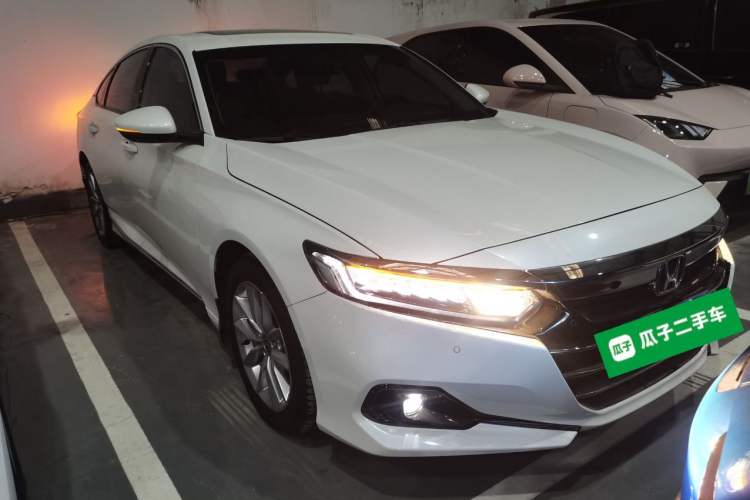 Used Honda Accord 2022 260TURBO Luxury Edition Front Right 45 Deg