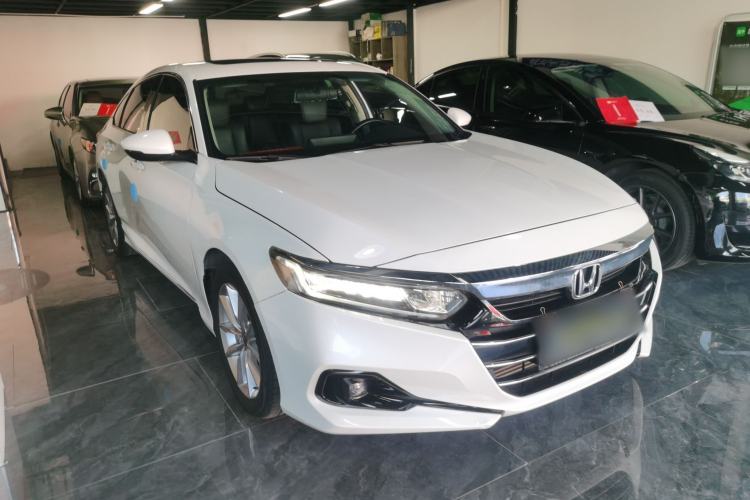 Used Honda Accord 2022 260TURBO Luxury Edition Front Right 45 Deg