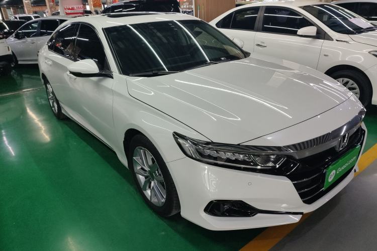 Used Honda Accord 2022 260TURBO Luxury Edition Front Right 45 Deg