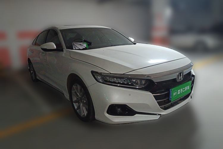 Used Honda Accord 2022 260TURBO Luxury Edition Front Right 45 Deg
