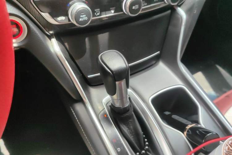 Used Honda Accord 2022 260TURBO Phantom Night · Prestige Edition Gear Lever