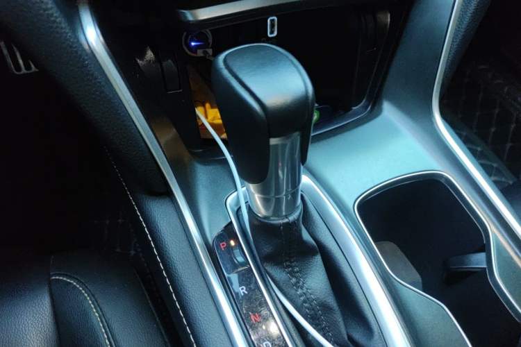 Used Honda Accord 2022 260TURBO Phantom Night · Prestige Edition Gear Lever