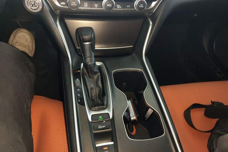 Used Honda Accord 2022 260TURBO Luxury Edition Gear Lever