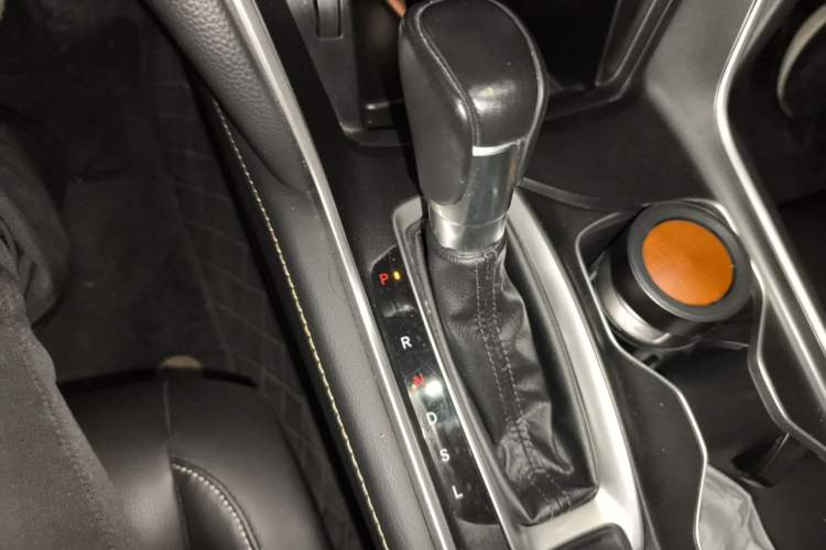 Used Honda Accord 2022 260TURBO Phantom Night · Prestige Edition Gear Lever