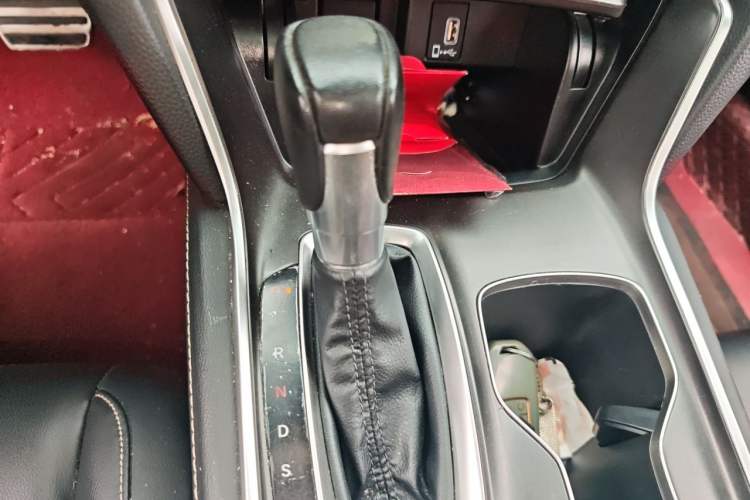 Used Honda Accord 2022 260TURBO Phantom Night · Prestige Edition Gear Lever