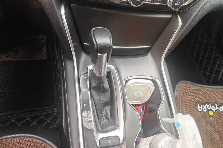 Used Honda Accord 2022 260TURBO Phantom Night · Prestige Edition Gear Lever