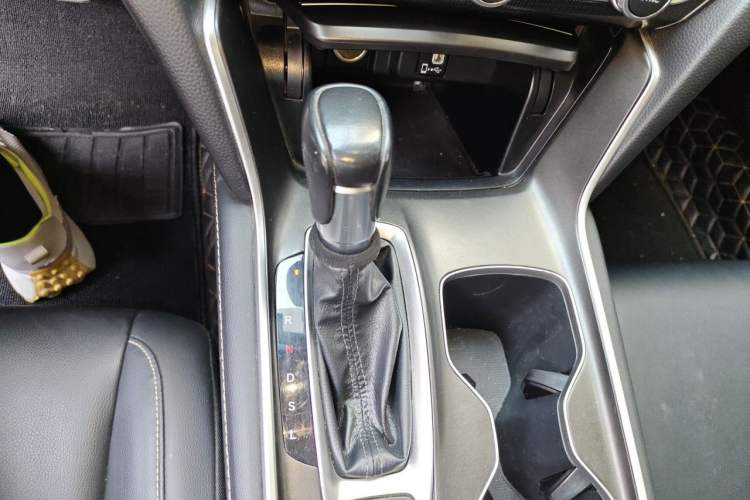Used Honda Accord 2022 260TURBO Phantom Night · Prestige Edition Gear Lever