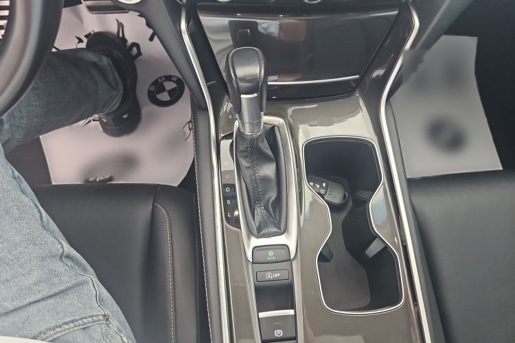 Used Honda Accord 2022 260TURBO Phantom Night · Prestige Edition Gear Lever