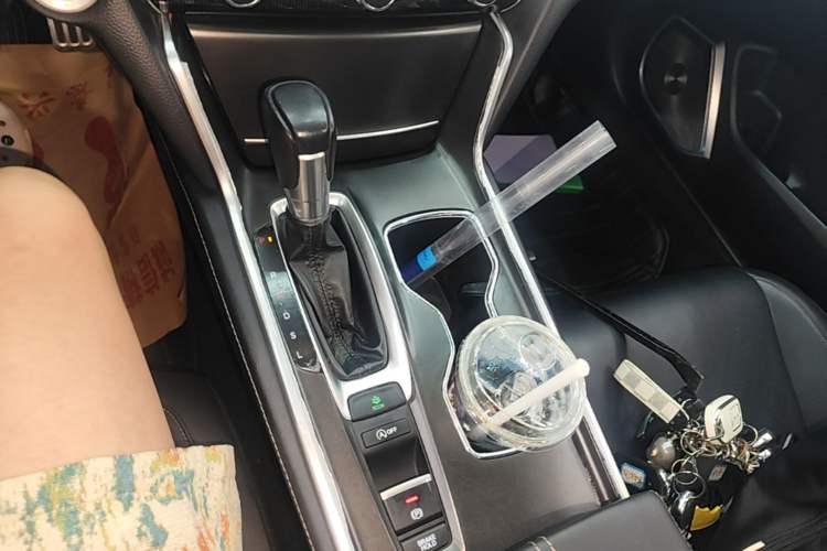 Used Honda Accord 2022 260TURBO Phantom Night · Prestige Edition Gear Lever