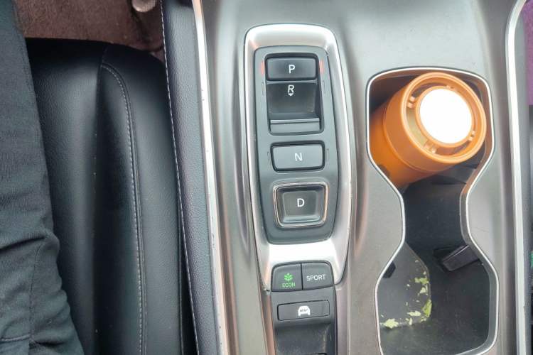 Used Honda Accord 2022 Xing·Hybrid 2.0L Xingling Version Gear Lever