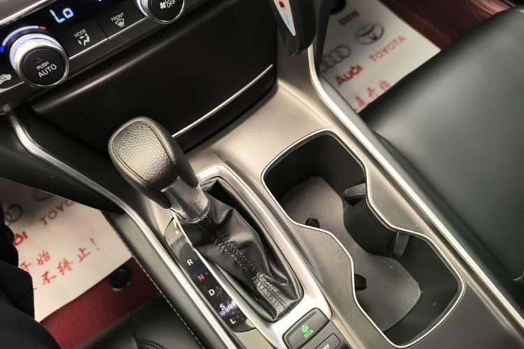 Used Honda Accord 2022 260TURBO Luxury Edition Gear Lever