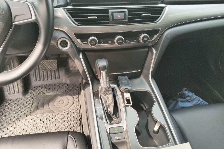 Used Honda Accord 2022 260TURBO Luxury Edition Gear Lever